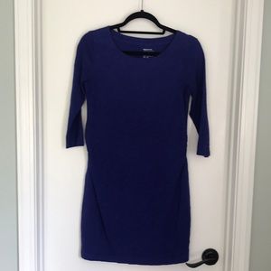 Cozy Gap maternity dress